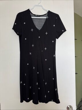 Black Short-Sleeve V-Neck Mini Dress with Silver Star Embroidery